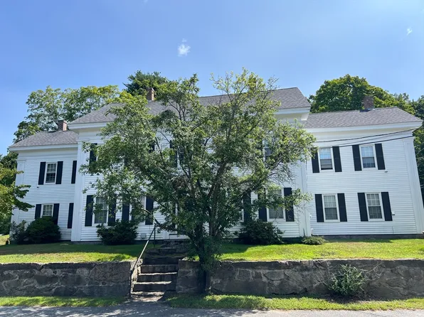 10 Maple Ave, Upton, MA 01568
