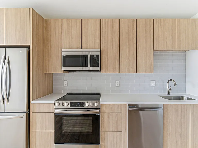 1035 Commonwealth Ave — Photo 48
