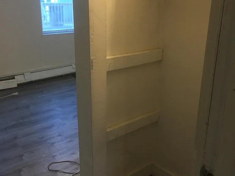 2 Everett Pl #1 — Photo 13