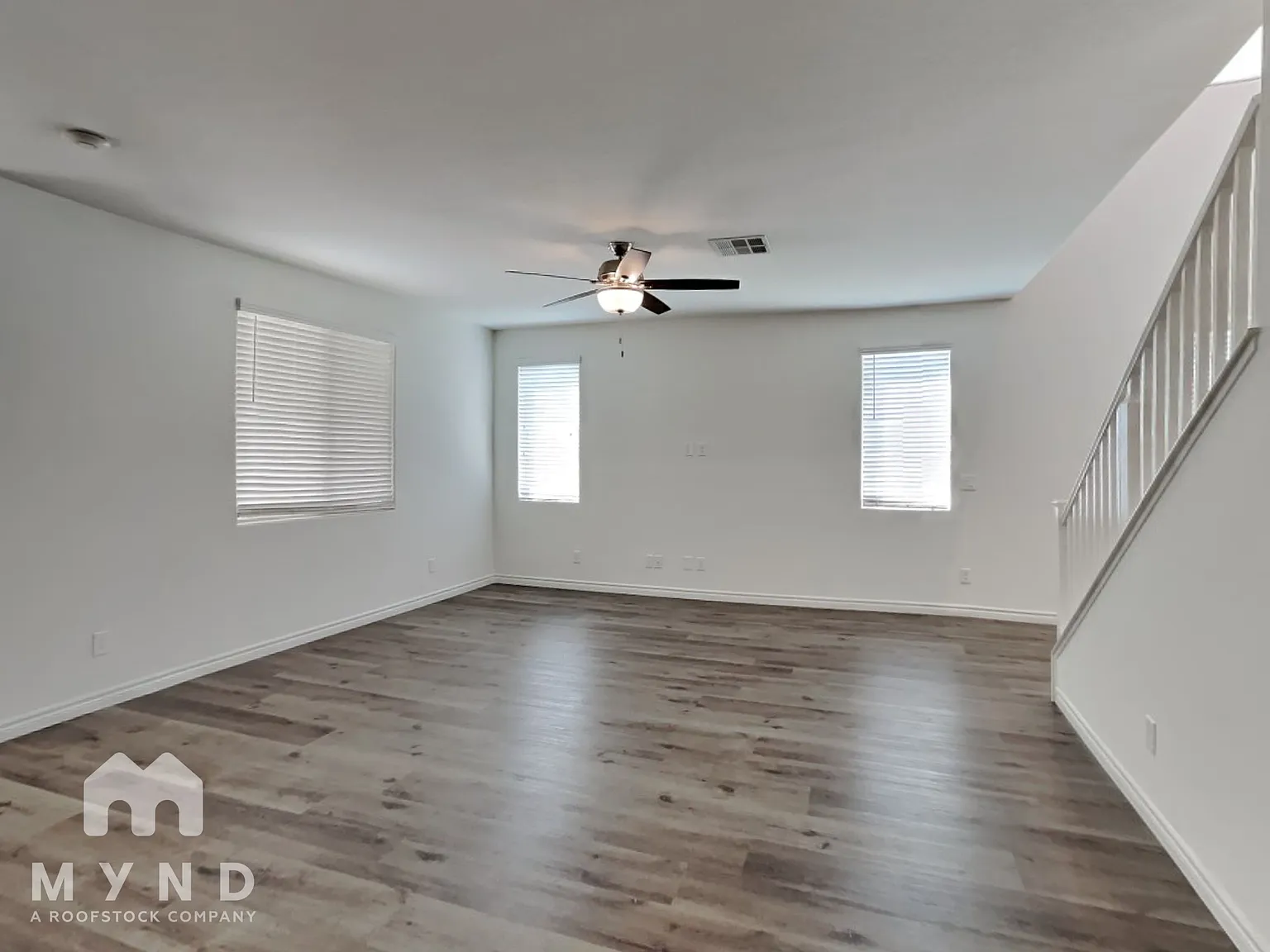 4 bed, 3.0 bath, 2701 sqft, $2,615 — Photo 2