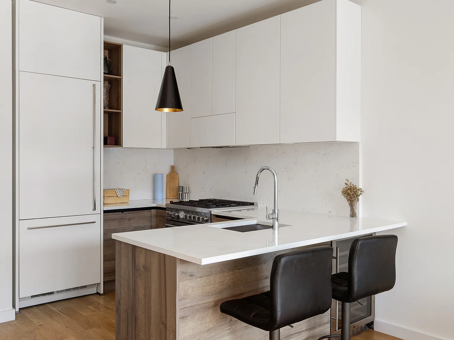 168 Evergreen Avenue — Photo 4