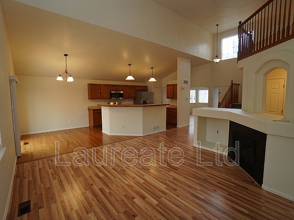 5th image of 10027 Idalia St