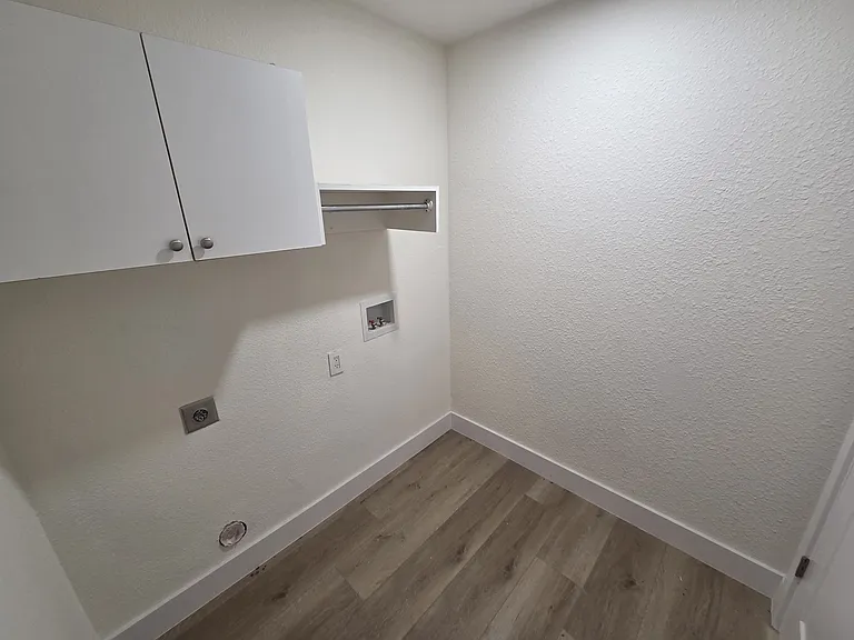 1130 Pyramid Dr — Photo 18