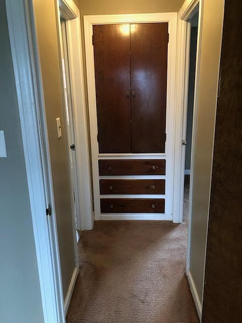 1st image of 19351 Lakeshore Blvd #3