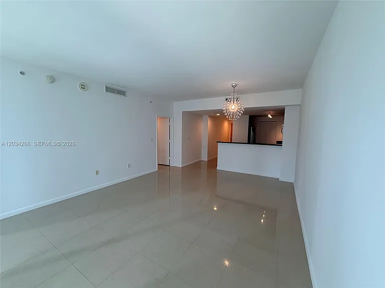 253 NE 2nd St #1006 — Photo 4