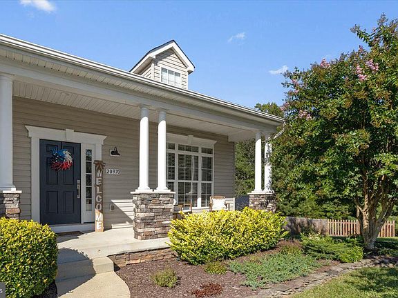 3rd image of 20970 Branchwood Ct