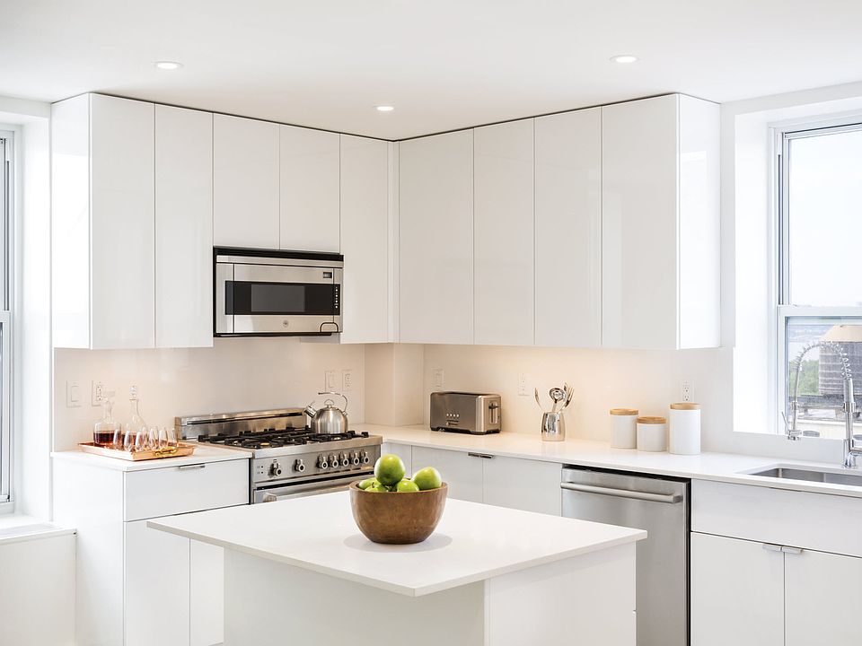 1st image of 393 W End Ave APT 8D