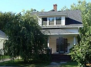 1121 Sycamore St, Niles, MI 49120