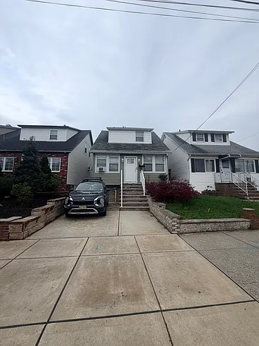 1146 Kennedy Blvd Photo 1