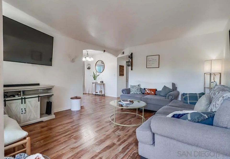 1st image of 4473 Home Ave Unit 1