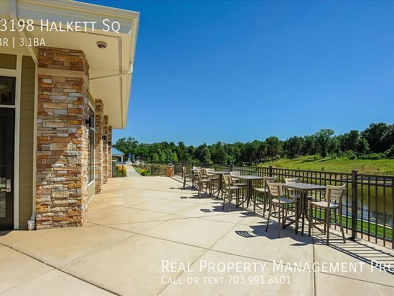 43198 Halkett Sq — Photo 48