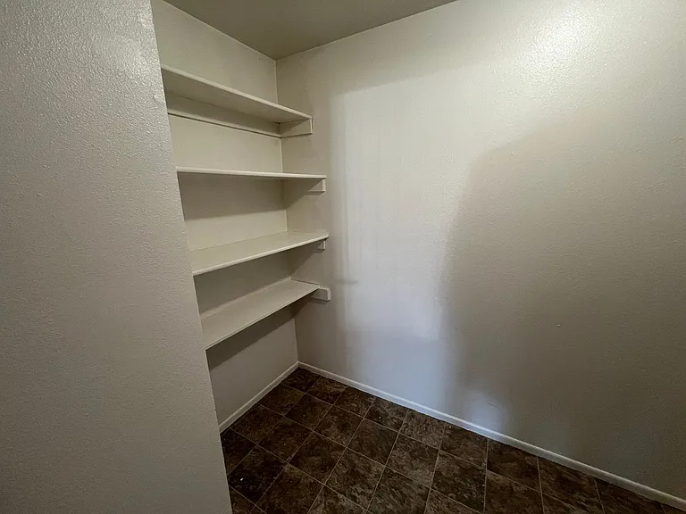 4689 S Brookwillow Cv #B — Photo 30