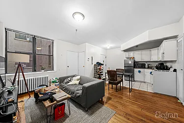 Rented by Elegran