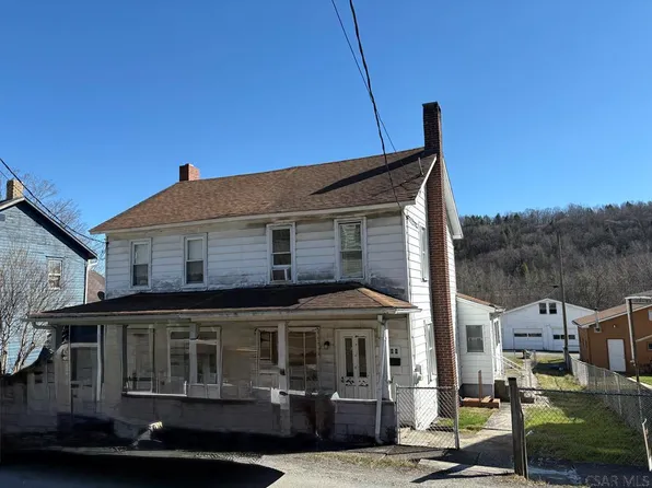 588 Railroad St, Windber, PA 15963