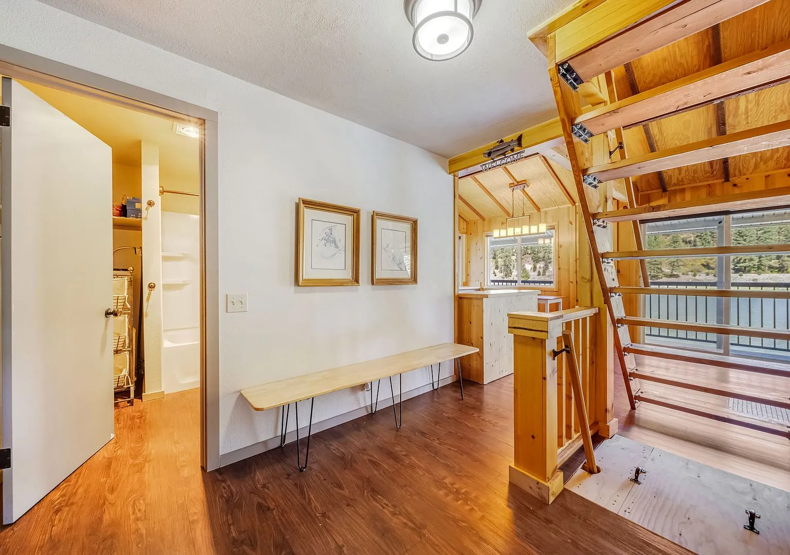 Beautiful Waterfront Rental 3 Bedroom + Loft in Cusick, WA — Photo 4