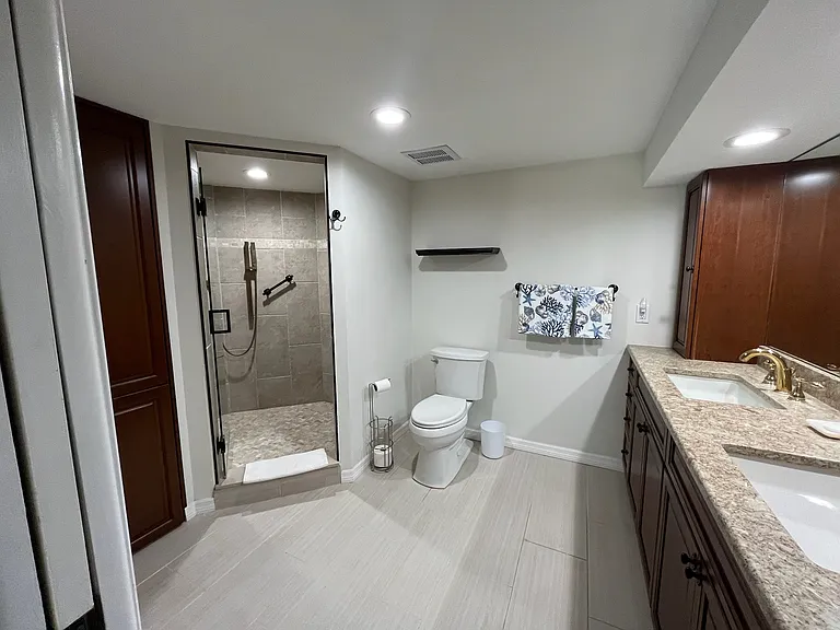 6600 Sunset Way #206 — Photo 4