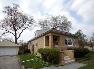 706 W North Ave, Lake Bluff, IL 60044