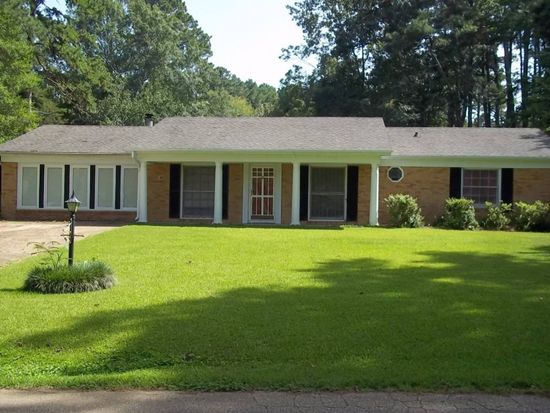 Property at 103 Magnolia Dr, Florence, MS 39073