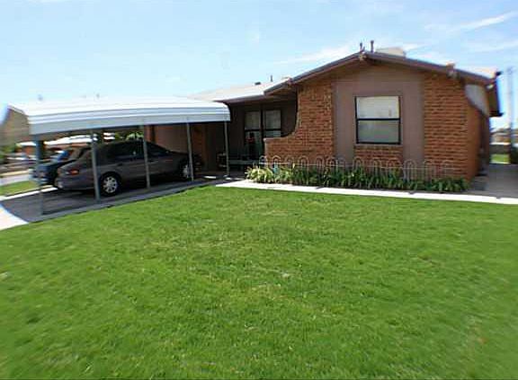 2nd image of 5040 Blossom Ave