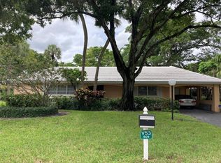 809 Cypress Blvd, Pompano Beach, FL 33069