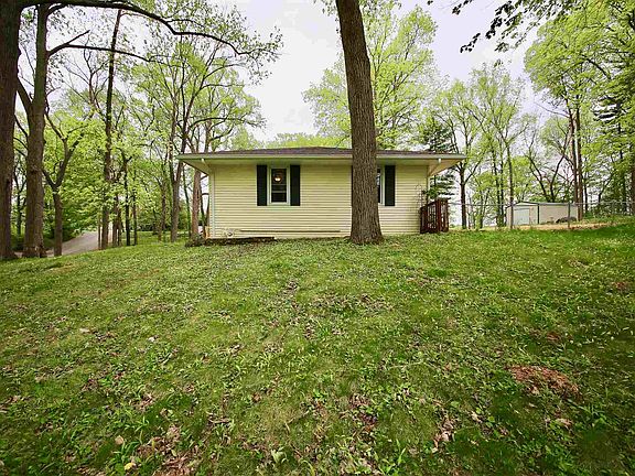 3rd image of 203 W Chester Dr