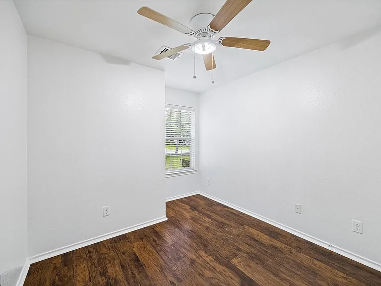 9110 River Dale Canyon Ln — Photo 10