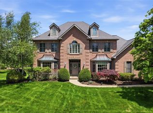 2018 Condor Ln, Gibsonia, PA 15044