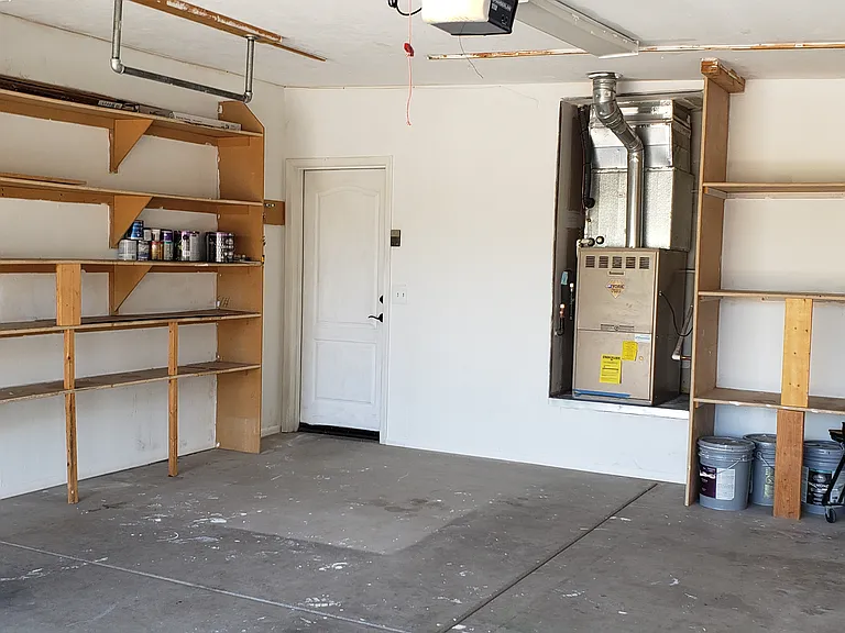 garage