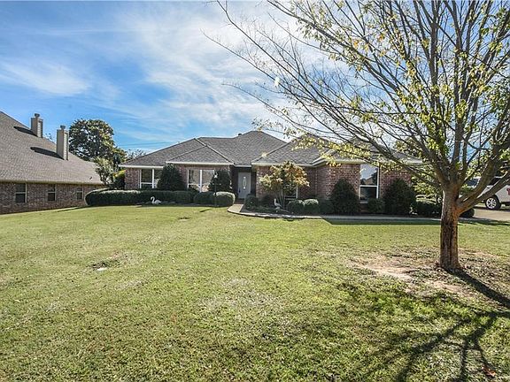 2nd image of 6915 Westover Dr