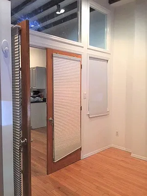 Rented by Yael Dunsky Real Estate | media 8