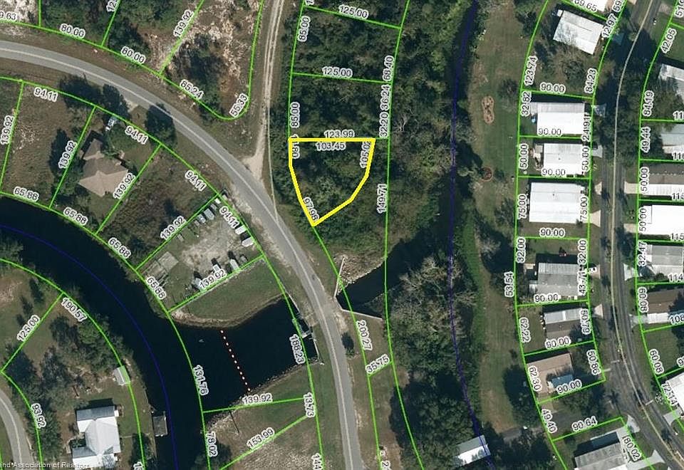 1st image of 1157 Peachtree Dr