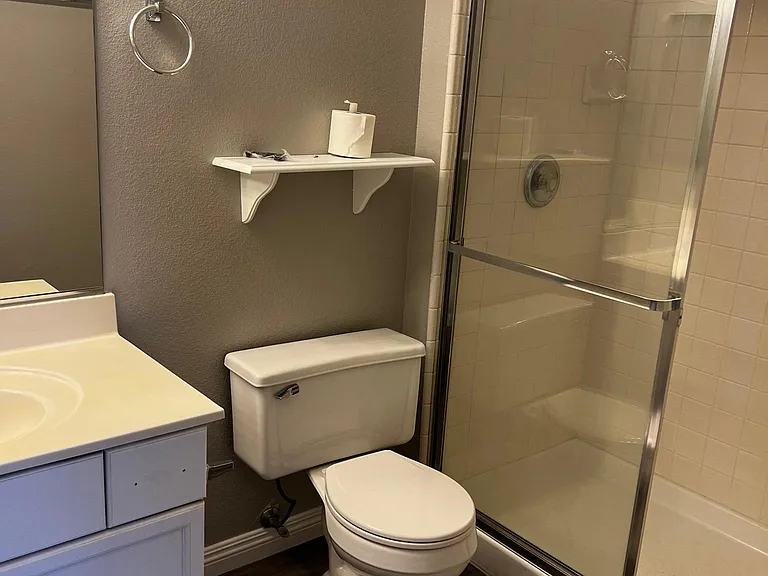 300 Amber Pine St #207 — Photo 1