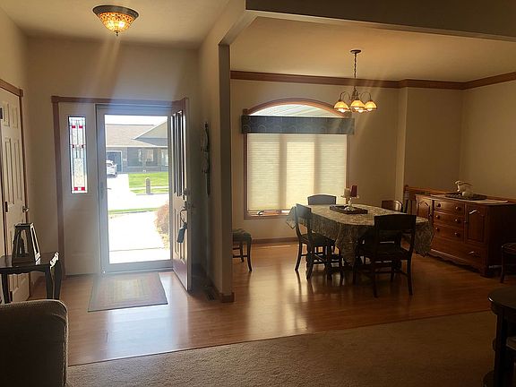 2nd image of 2507 W 48th St