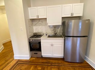 24-07 36th St, Astoria, NY 11103