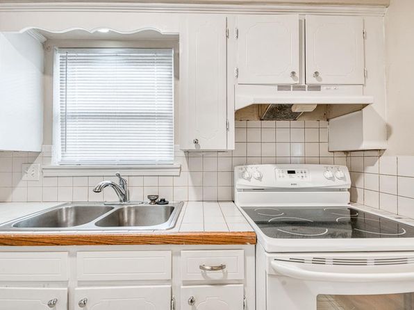 601 Mimi Ln #2