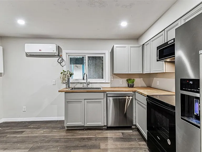 1006 E 26th Ave #1 — Photo 38