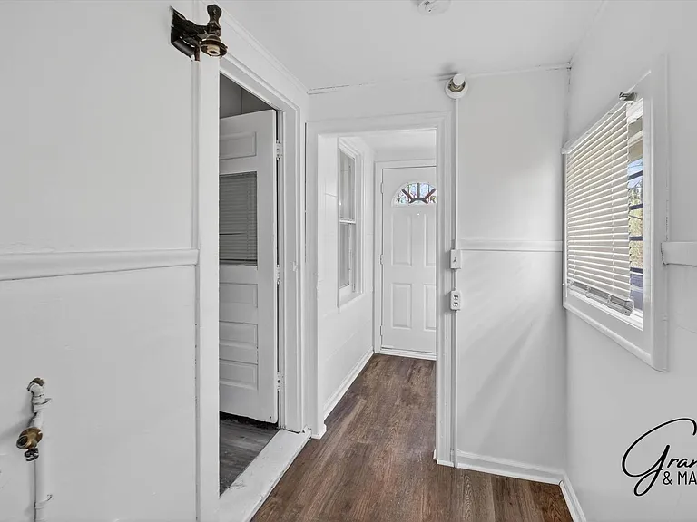 14541 Kentfield St — Photo 23