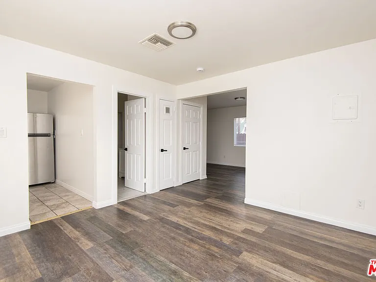 2134 S Cloverdale Ave — Photo 6