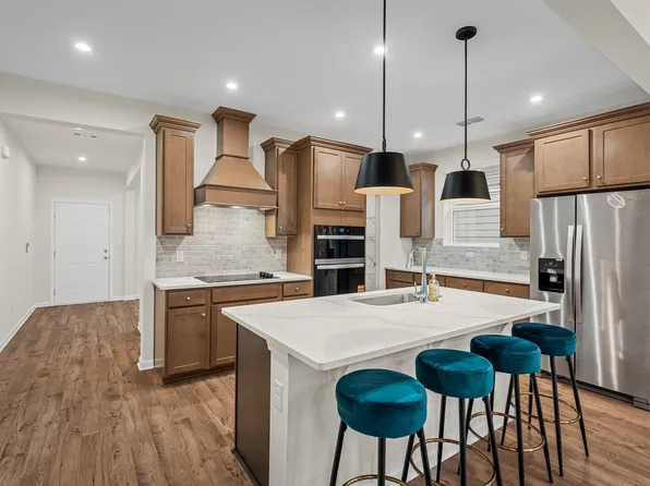 1016 Lionheart Dr, Hermitage, TN 37076