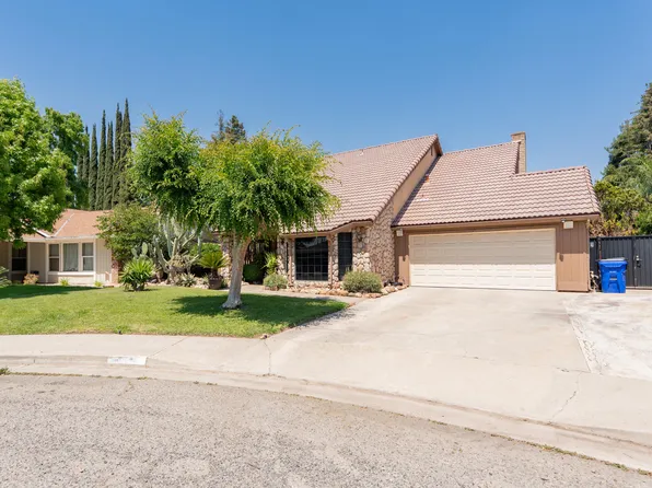 1490 Nancy Circle, Porterville, CA 93257