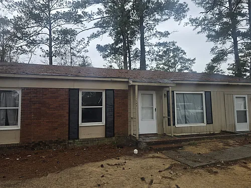 3508 Kings Park Dr N Photo 1