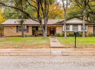 1313 Fisher St, Graham, TX 76450