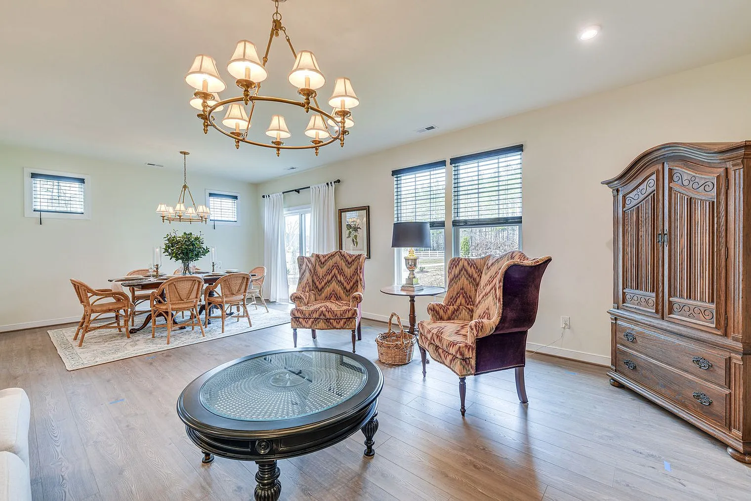 2 bed, 2.0 bath, 1603 sqft, $9,418 — Photo 3