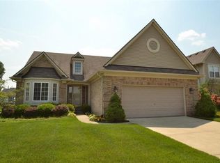 9640 Landsdowne Ln, Ypsilanti, MI