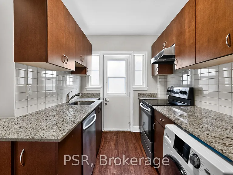 1365 Bayview Ave #U12 — Photo 14