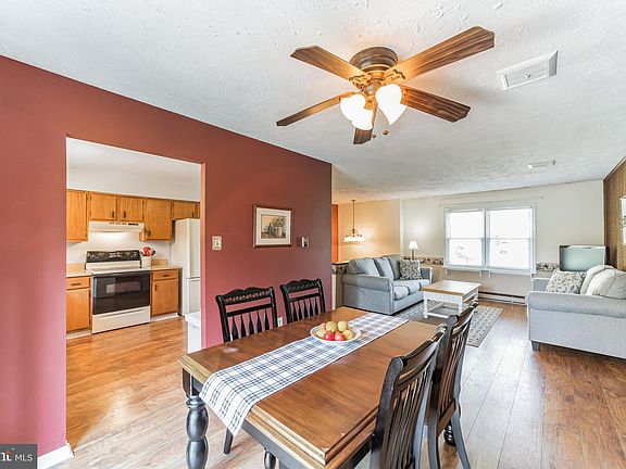 3rd image of 56 Woodbrook Dr