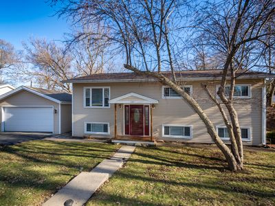 424 Woodland Ave, Wauconda, IL, 60084