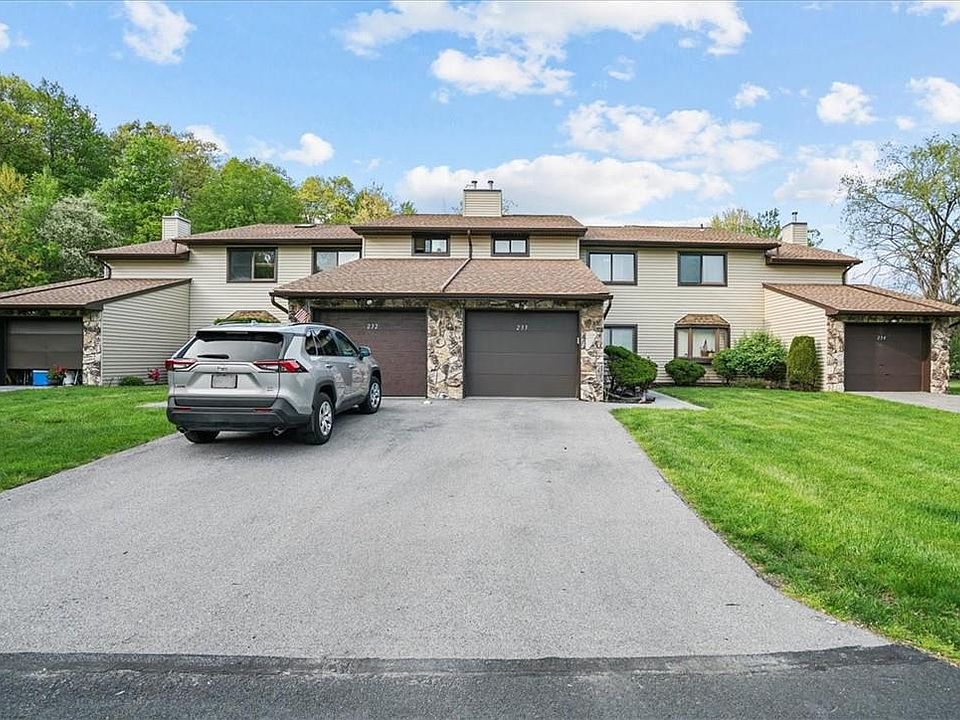 1st image of 233 Heritage Lane #23C