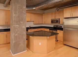 1025 N Fillmore St APT 405, Arlington, VA 22201