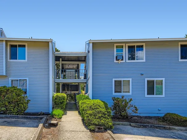 12602 SE 110th Ct, Clackamas, OR 97015